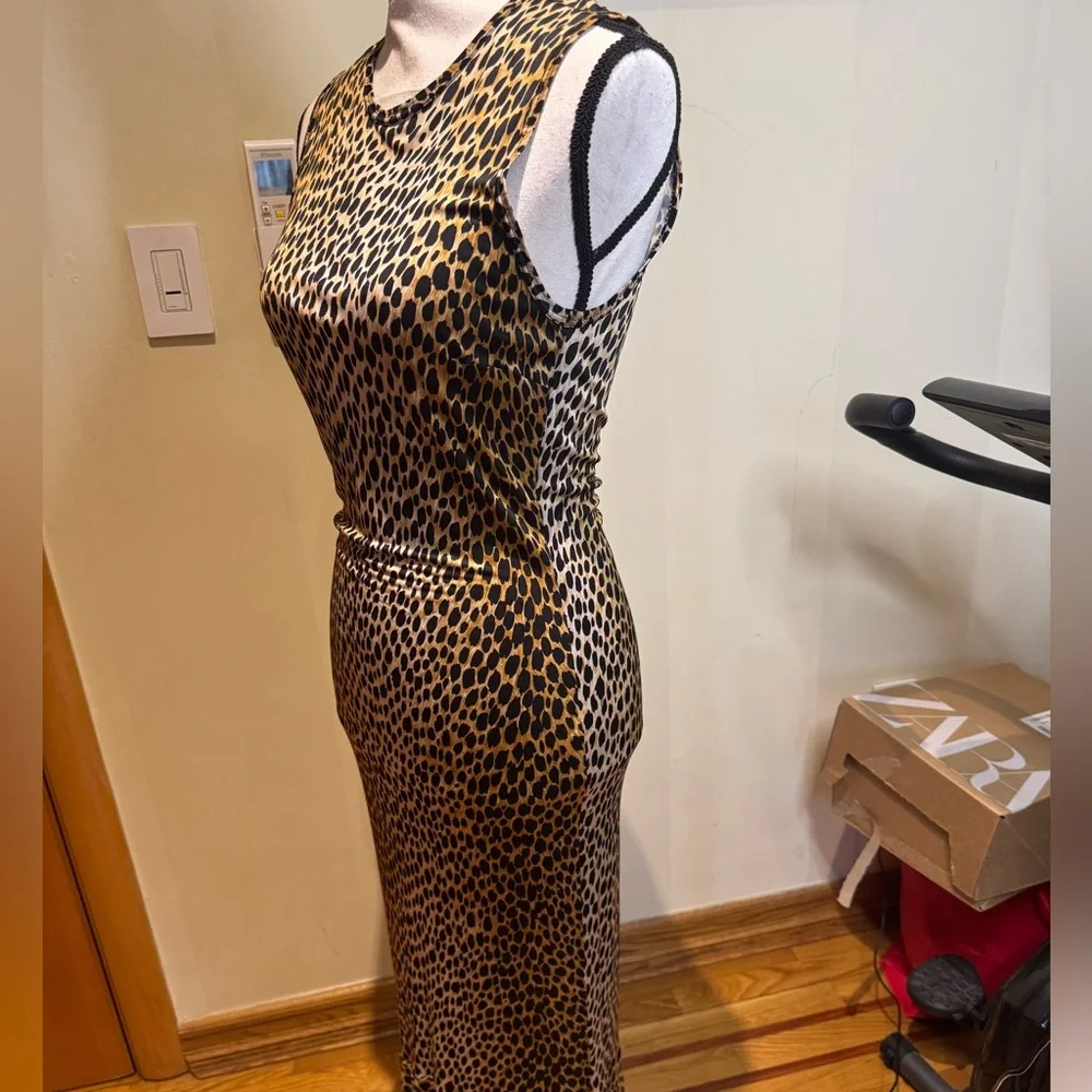 Dolce & Gabbana leopard print stretch pencil dress 46 USA Sz 10 - Picture 6 of 16